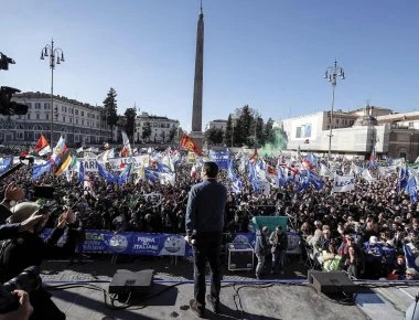 Σαλβίνι για «κίτρινα γιλέκα»: «Υπεύθυνος ο Μακρόν για την κατάσταση - Δεν θα ακολουθήσουμε το παράδειγμά του»